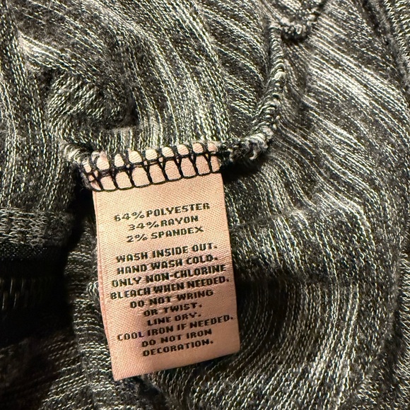 Juicy Couture Black and Gray Zip Up Sweater with Marled Pattern - Picture 4 of 5